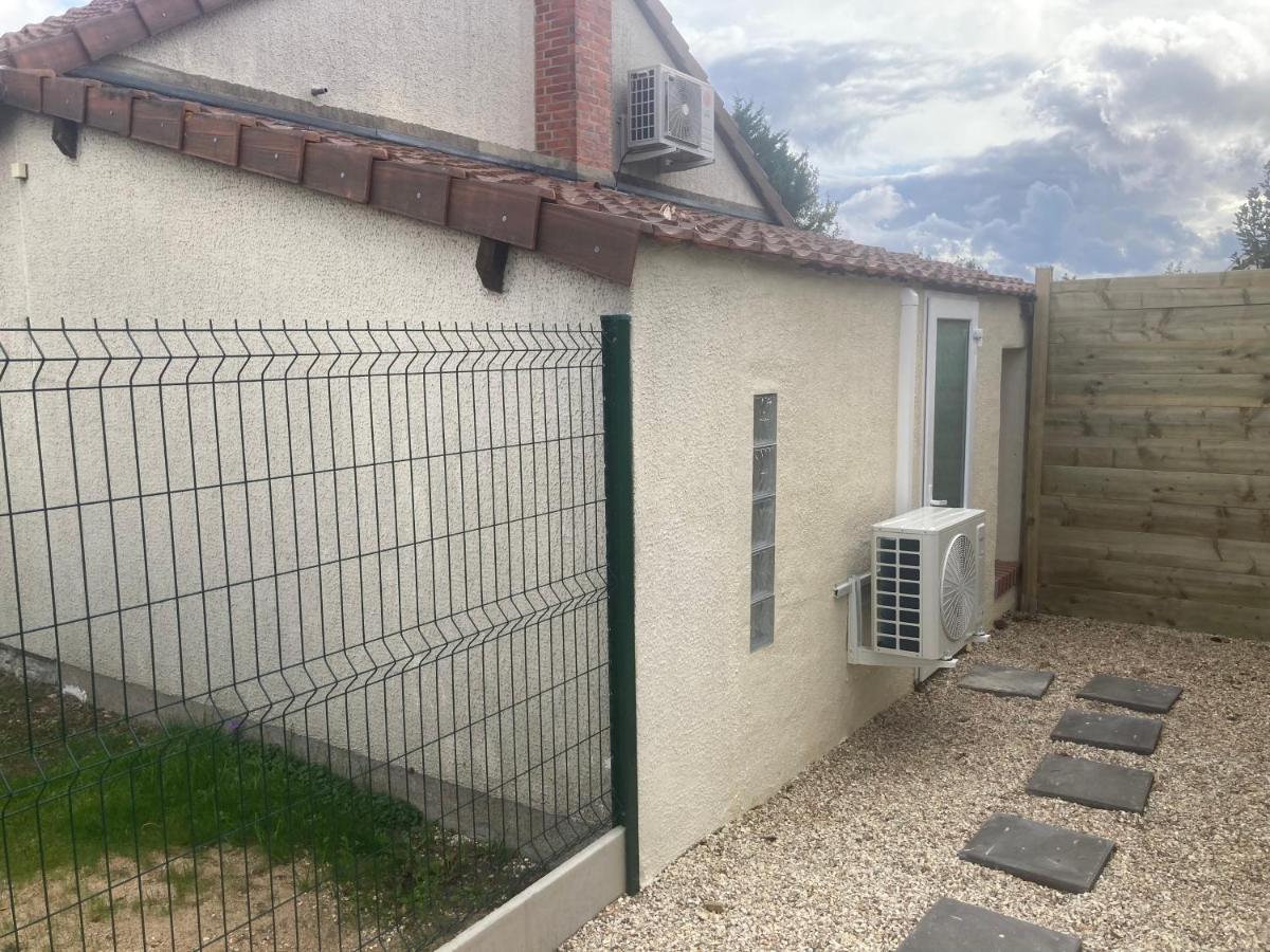 Maisonnette Neuve Avec Jardin Privatif Saran Eksteriør bilde